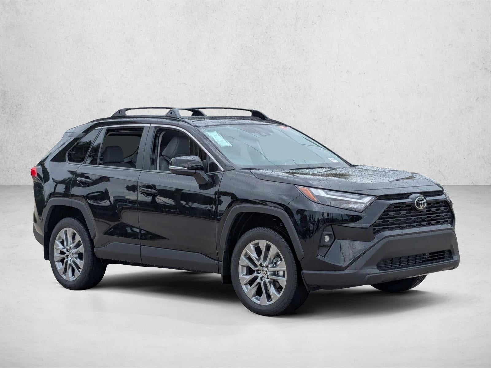 2025 Toyota RAV4 XLE Premium FWD (Natl)