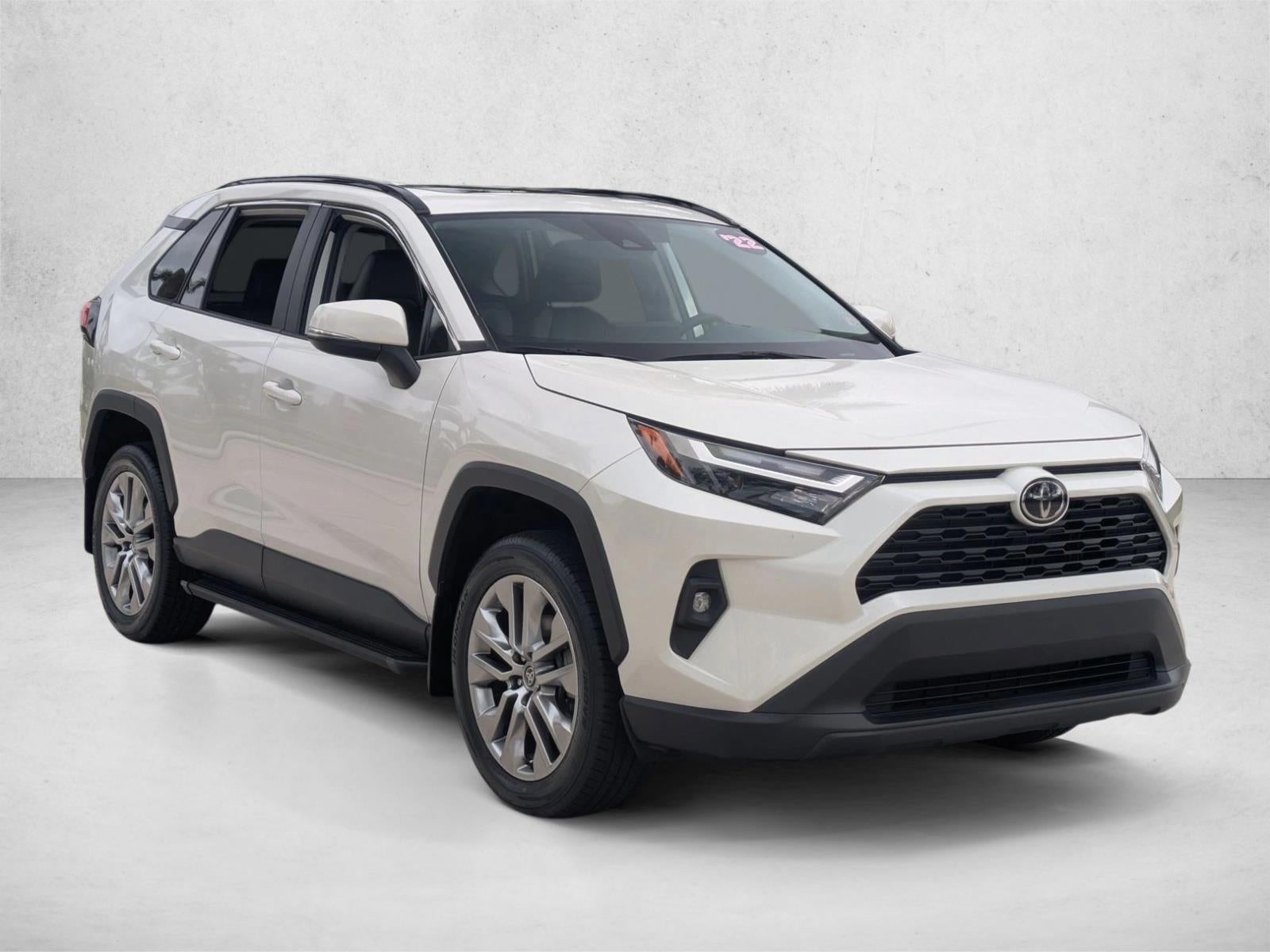 2022 Toyota RAV4 XLE Premium FWD (Natl)