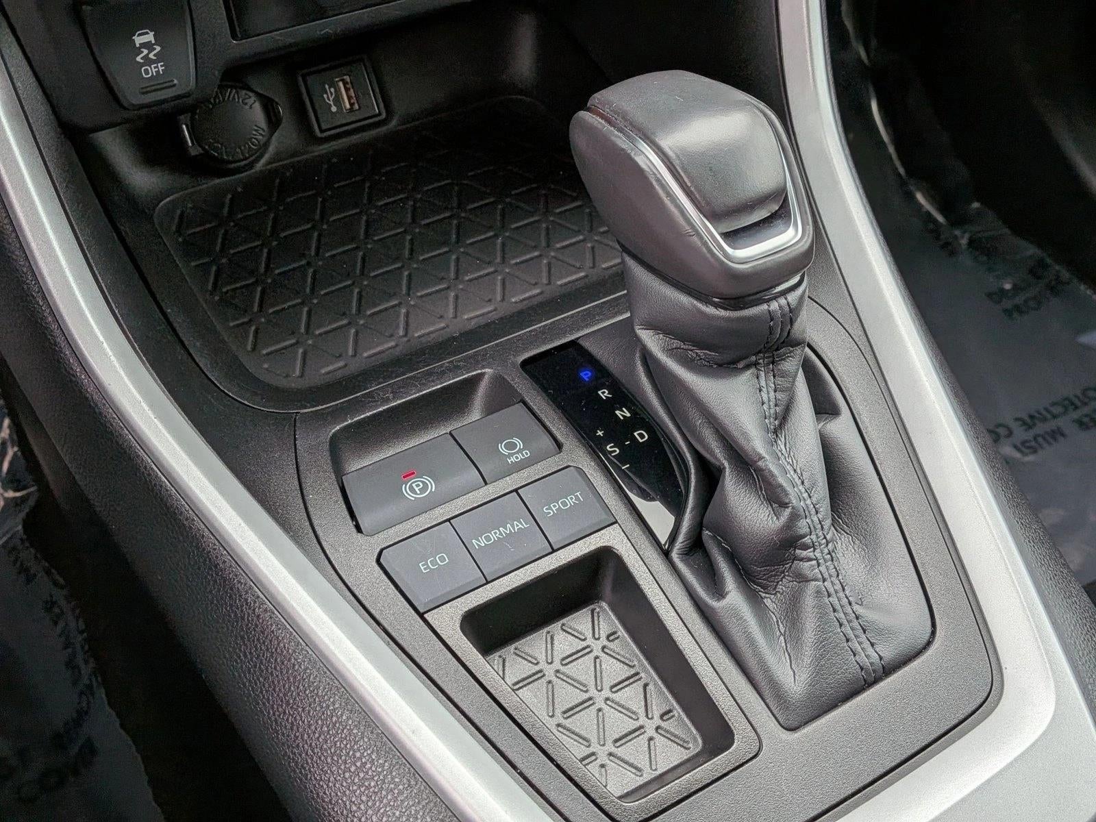 2023 Toyota RAV4 XLE Premium FWD (Natl)