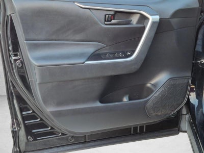 2021 Toyota RAV4 LE AWD (Natl)