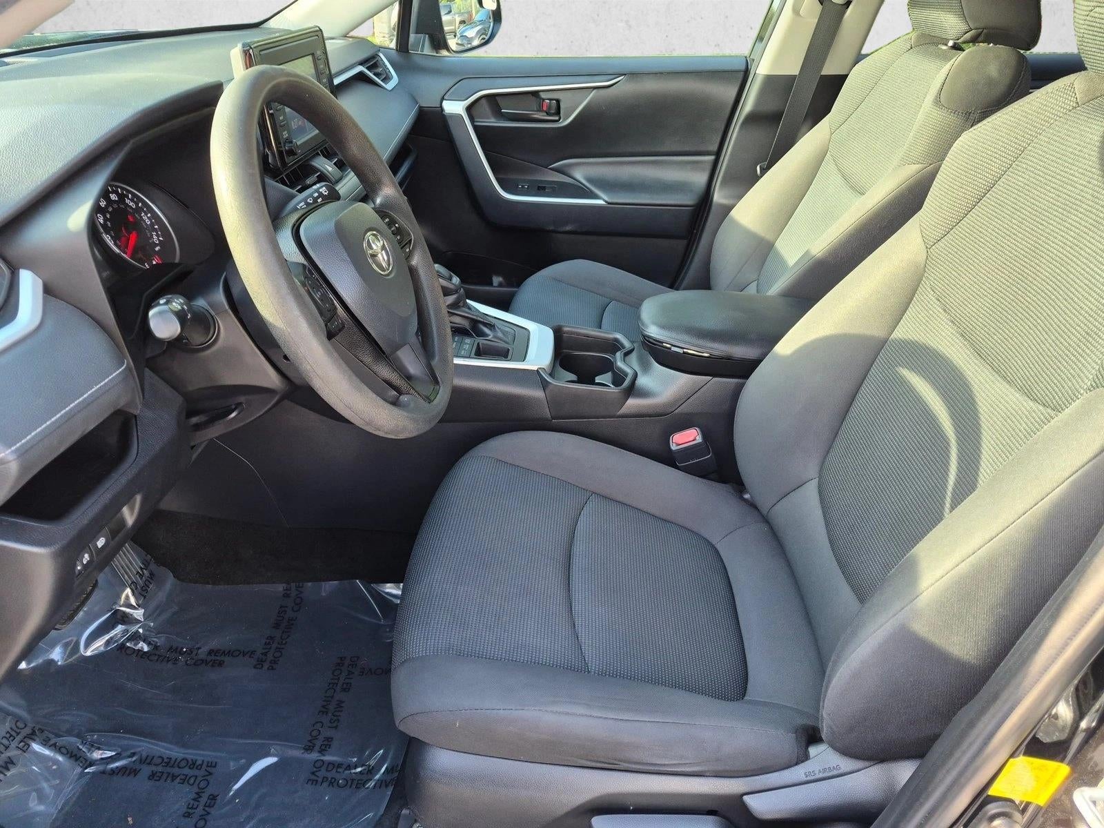 2021 Toyota RAV4 LE AWD (Natl)