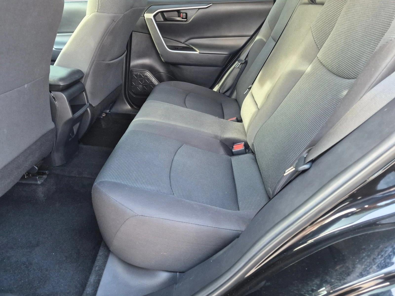 2021 Toyota RAV4 LE AWD (Natl)