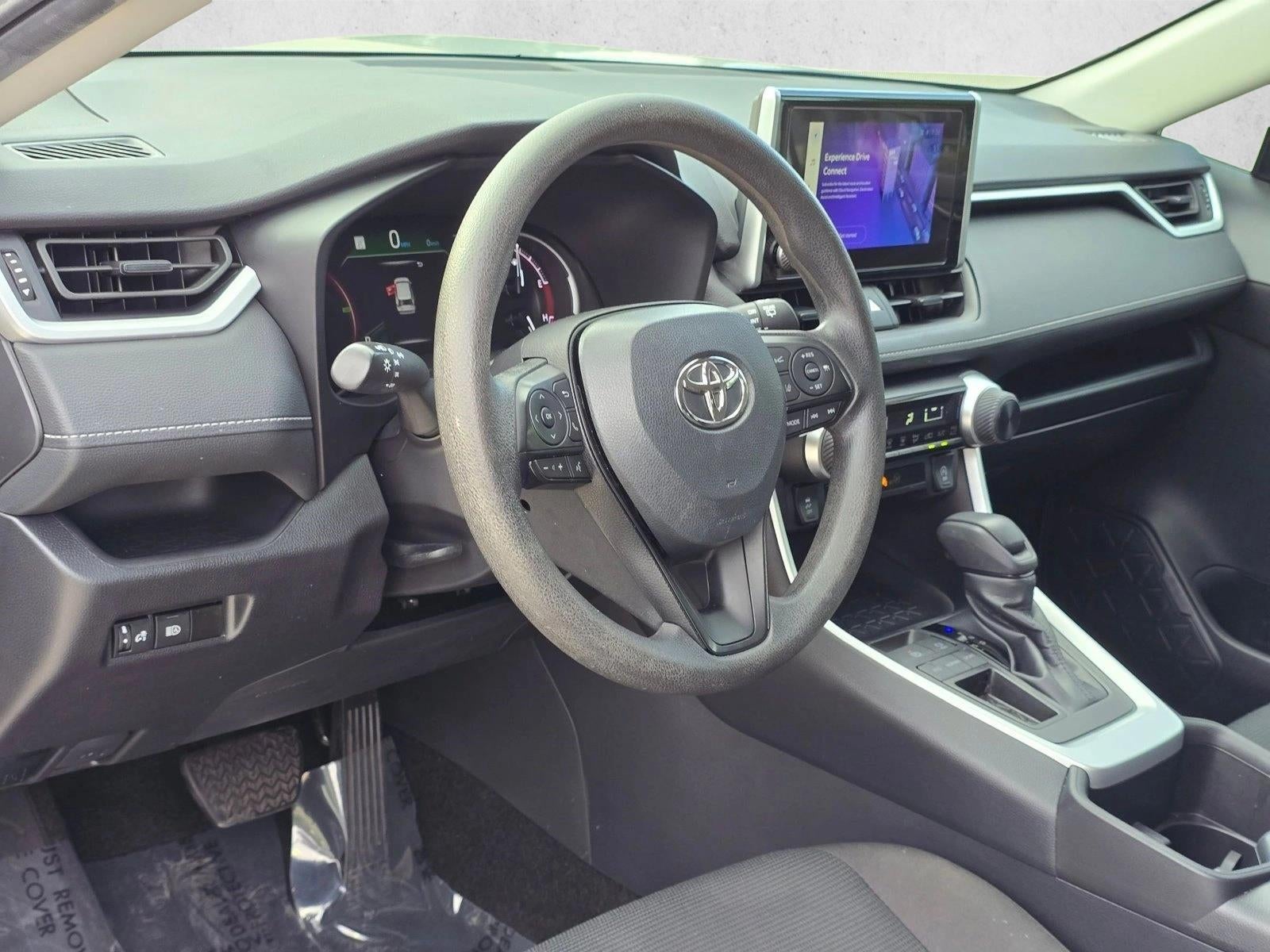 2024 Toyota RAV4 LE FWD (GS)