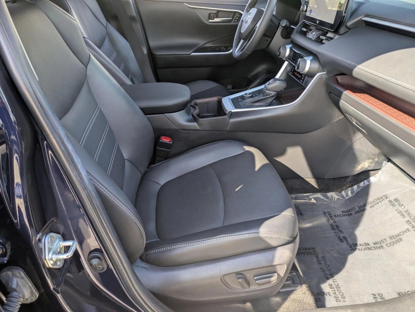 2023 Toyota RAV4 Limited AWD (GS)