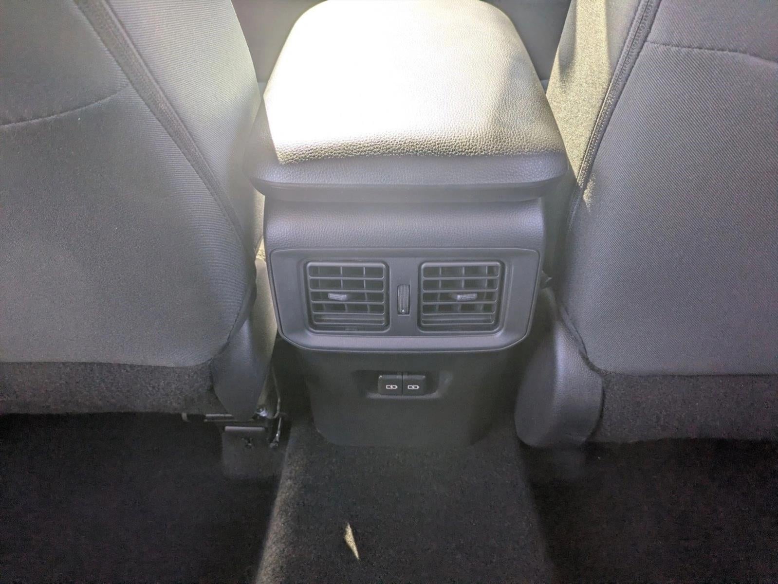 2025 Toyota RAV4 XLE FWD (GS)