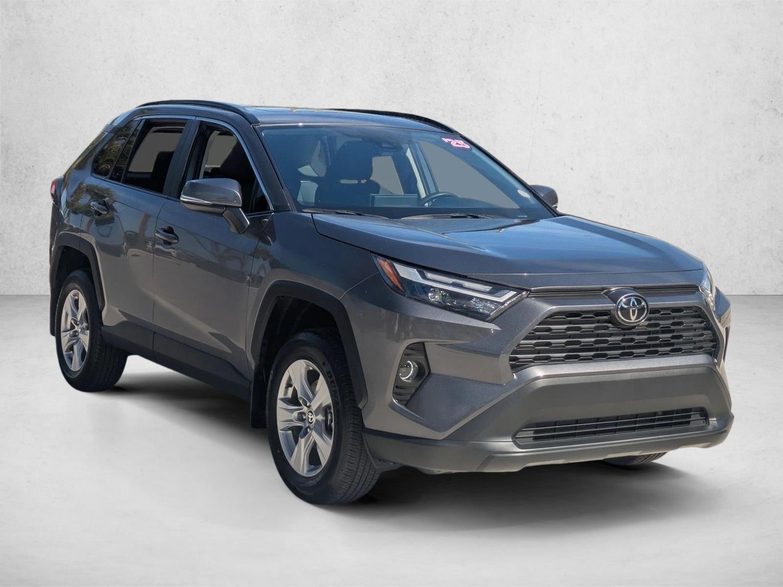 2025 Toyota RAV4 XLE FWD (GS)