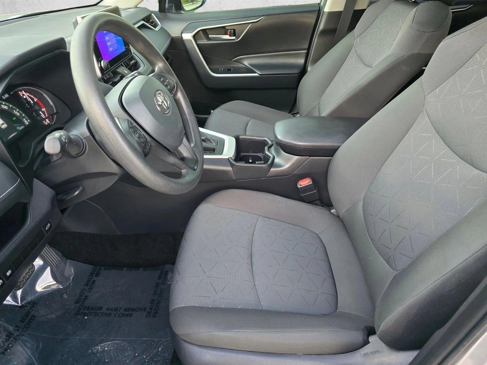 2025 Toyota RAV4 XLE FWD (Natl)