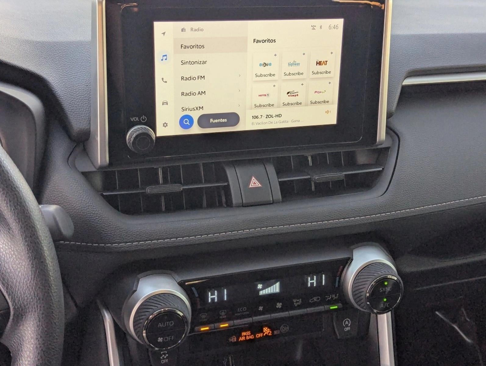 2025 Toyota RAV4 XLE FWD (GS)