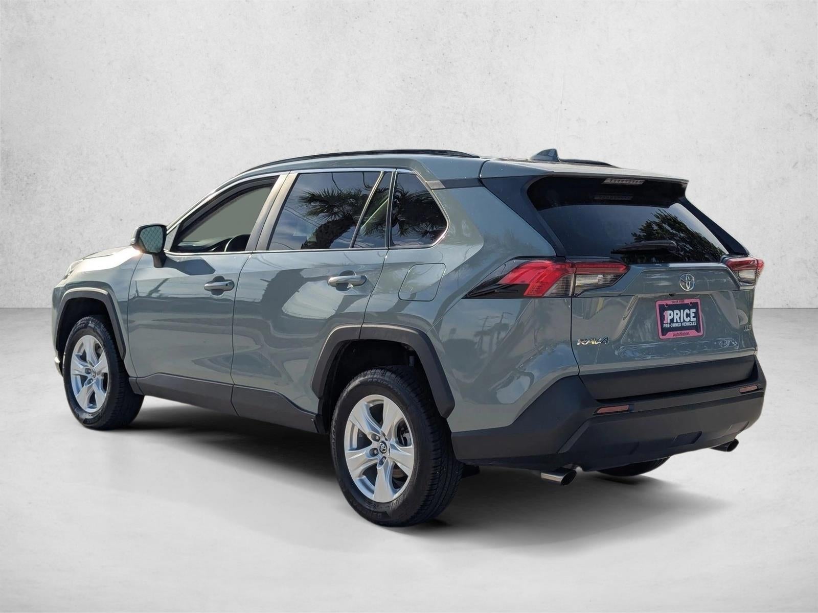 2020 Toyota RAV4 XLE FWD (GS)