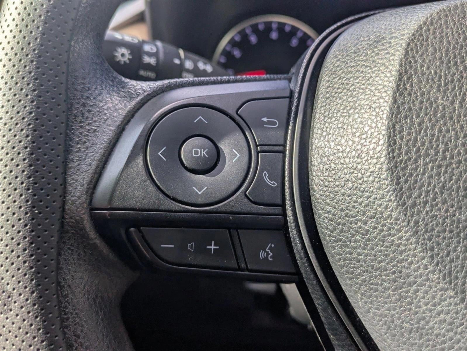 2021 Toyota RAV4 XLE FWD (GS)