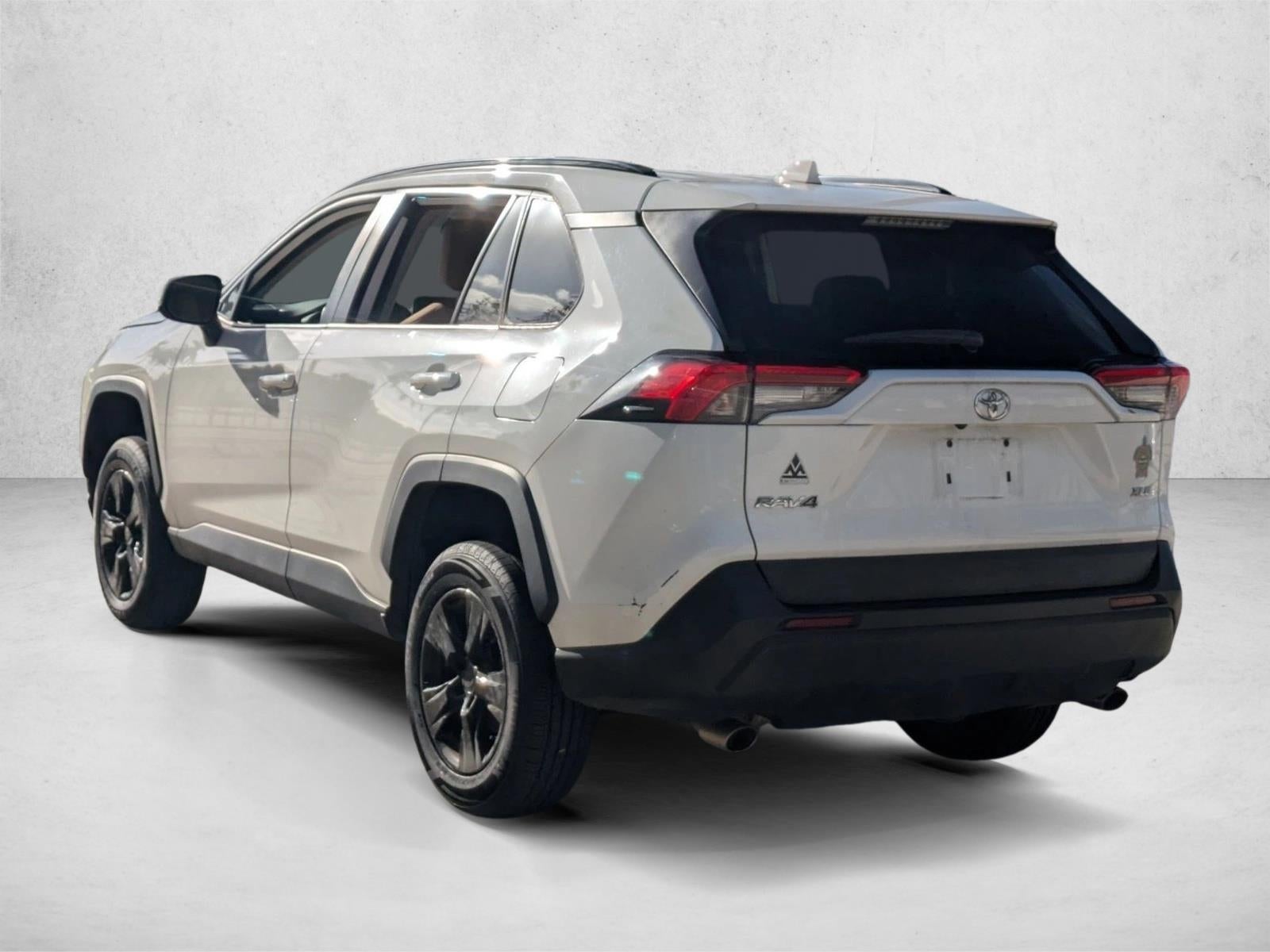 2021 Toyota RAV4 XLE FWD (GS)