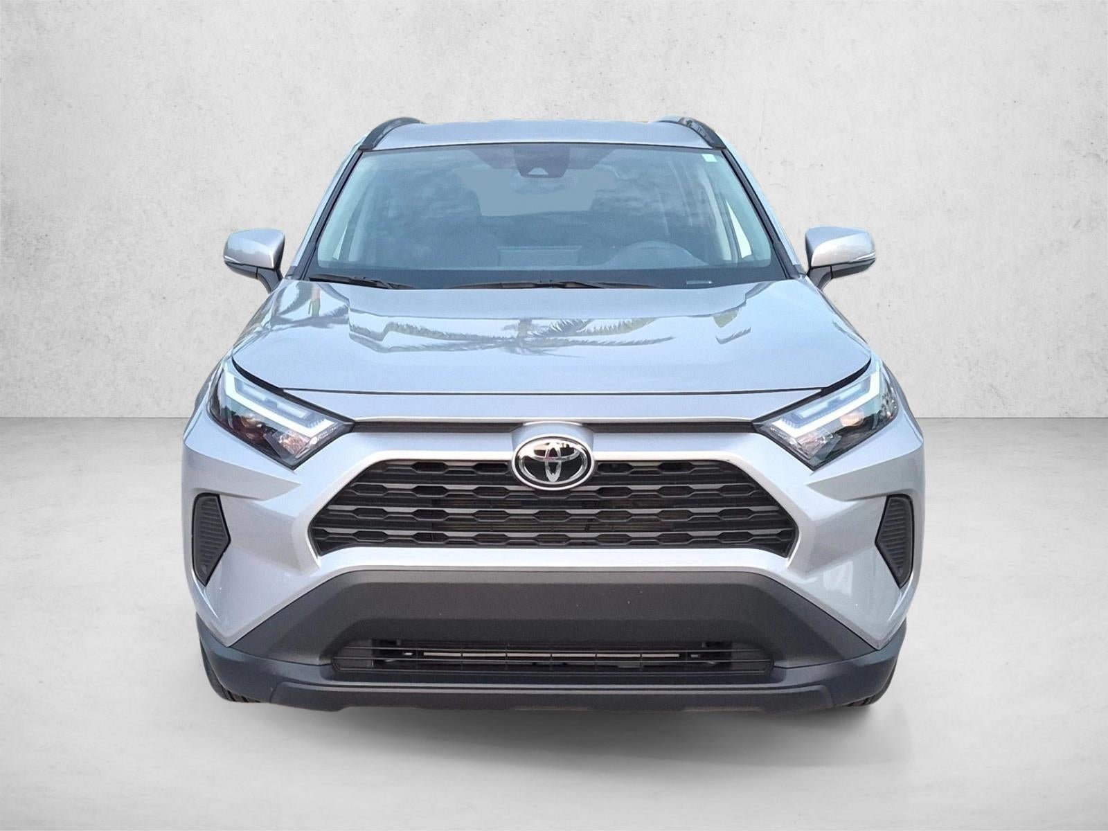 2025 Toyota RAV4 XLE FWD (GS)