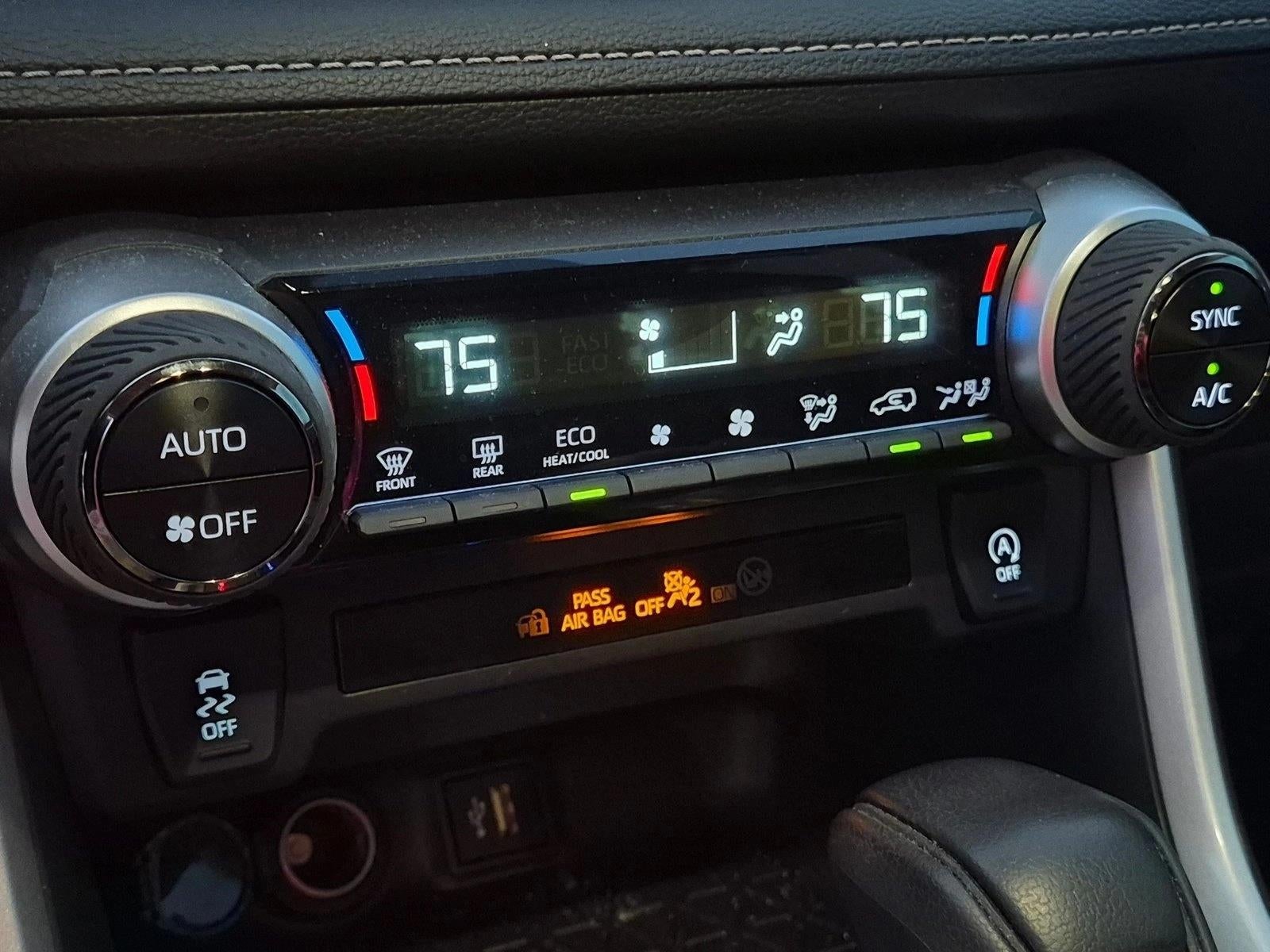 2025 Toyota RAV4 XLE FWD (GS)