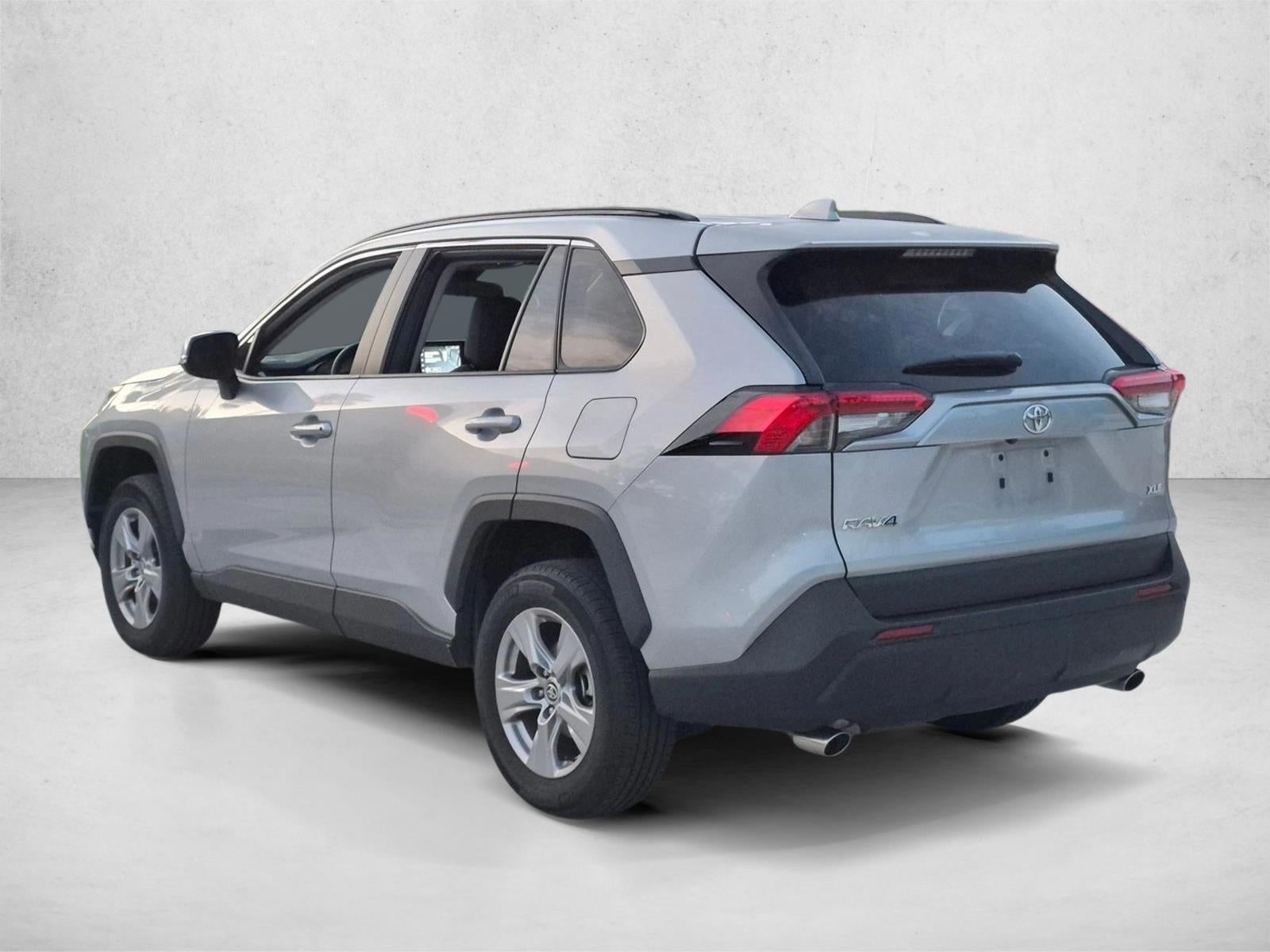 2025 Toyota RAV4 XLE FWD (GS)