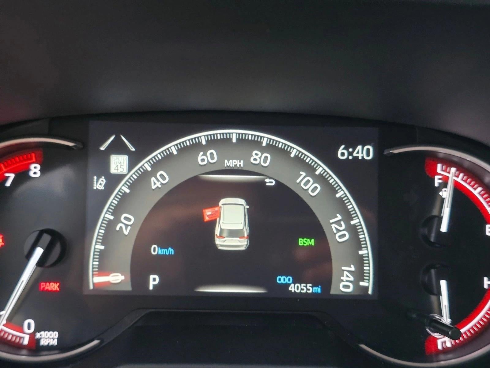 2025 Toyota RAV4 XLE FWD (Natl)