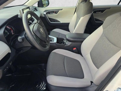 2025 Toyota RAV4 XLE FWD (Natl)