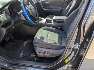 2021 Toyota RAV4 XLE FWD (GS)