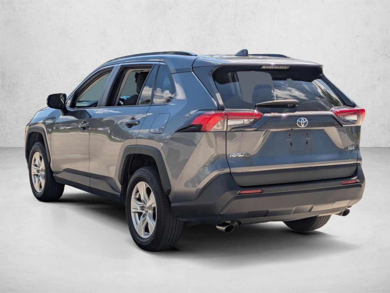 2021 Toyota RAV4 XLE FWD (GS)