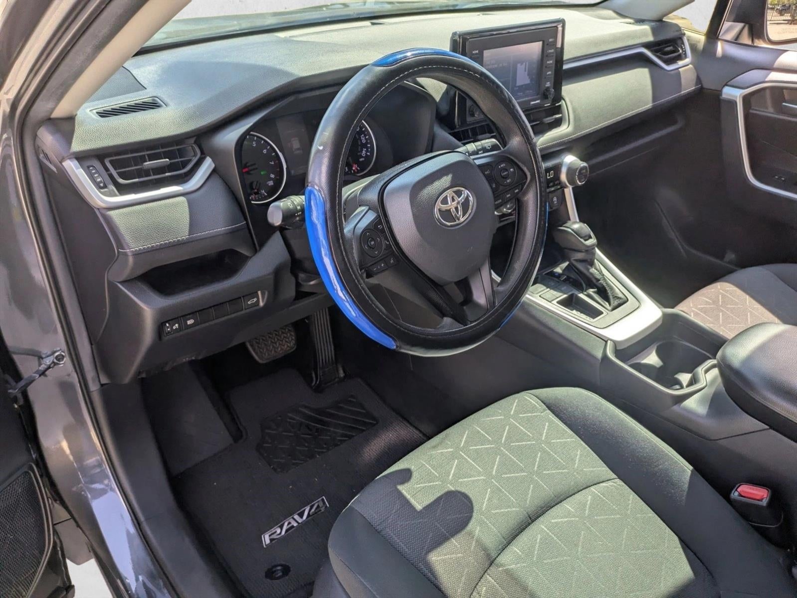 2021 Toyota RAV4 XLE FWD (GS)