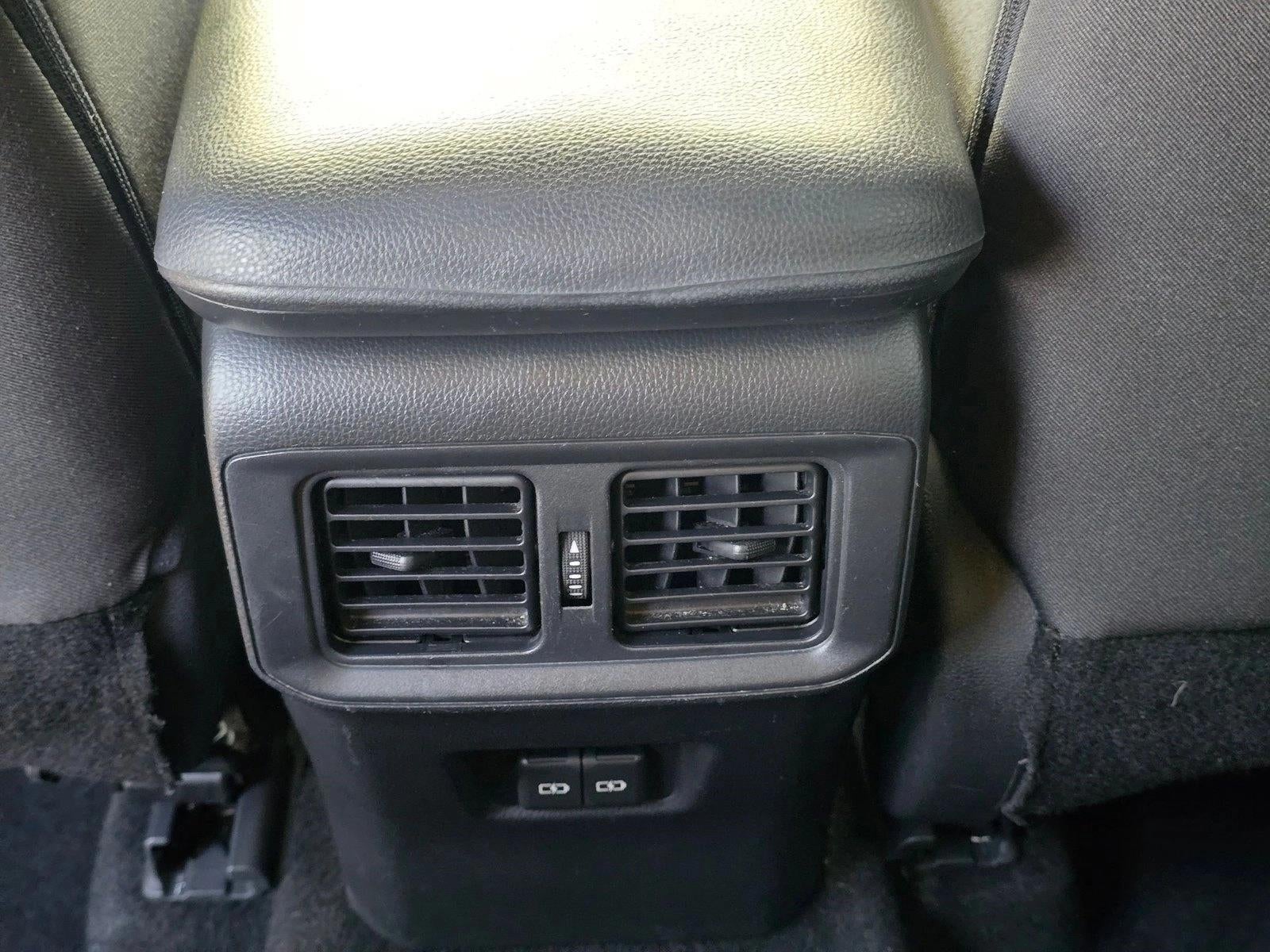2022 Toyota RAV4 XLE FWD (GS)