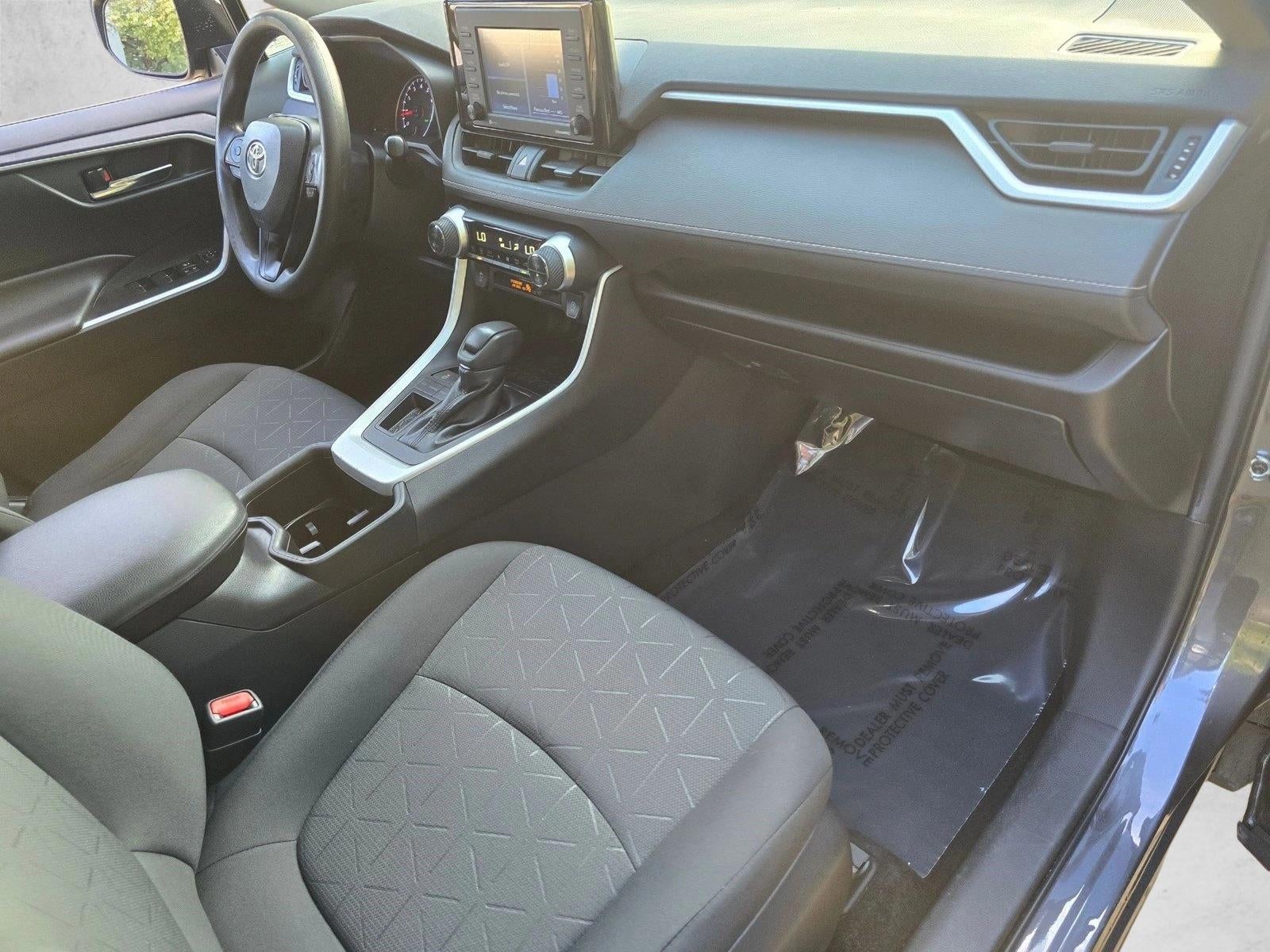 2022 Toyota RAV4 XLE FWD (GS)
