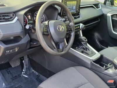 2022 Toyota RAV4 XLE FWD (GS)