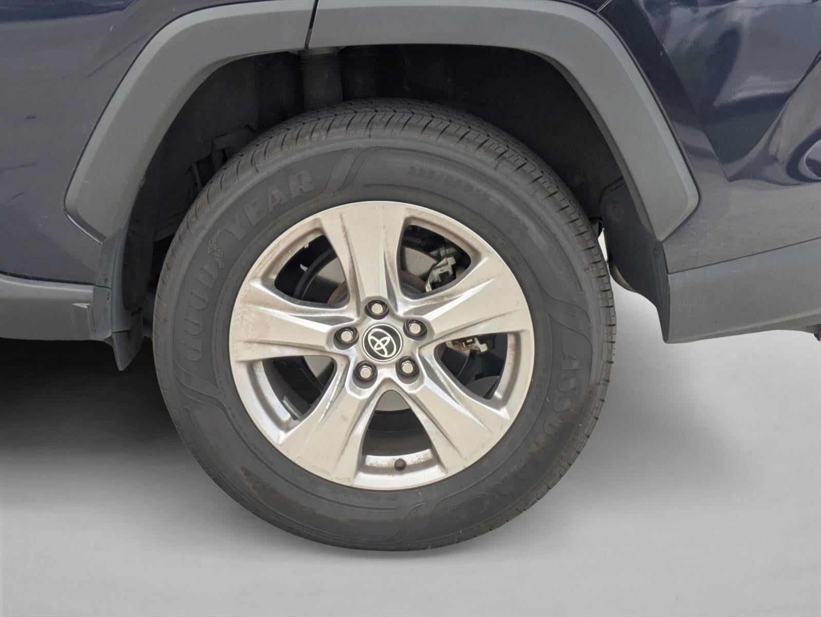 2023 Toyota RAV4 XLE FWD (GS)