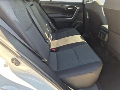 2023 Toyota RAV4 XLE FWD (GS)