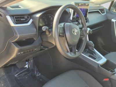 2023 Toyota RAV4 XLE FWD (GS)