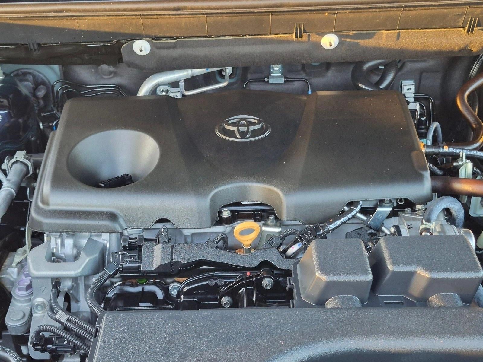 2025 Toyota RAV4 XLE FWD (Natl)