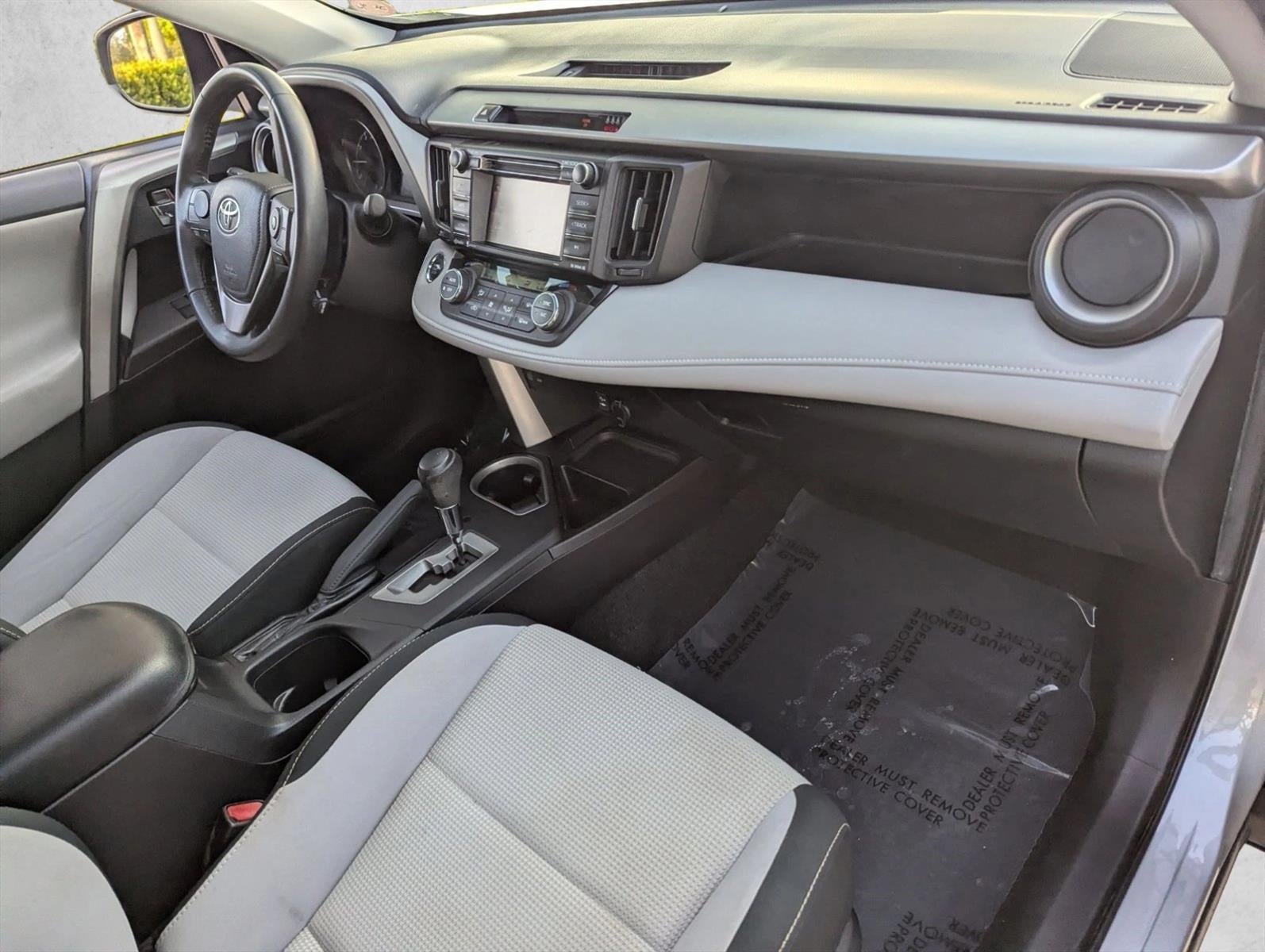 2018 Toyota RAV4 XLE FWD (GS)