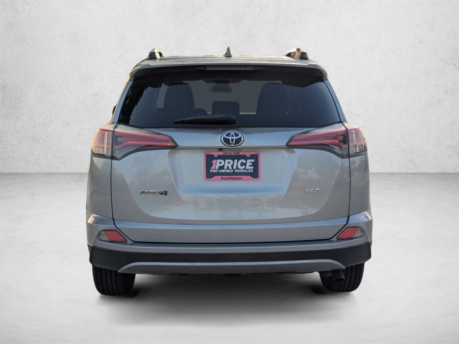 2018 Toyota RAV4 XLE FWD (GS)