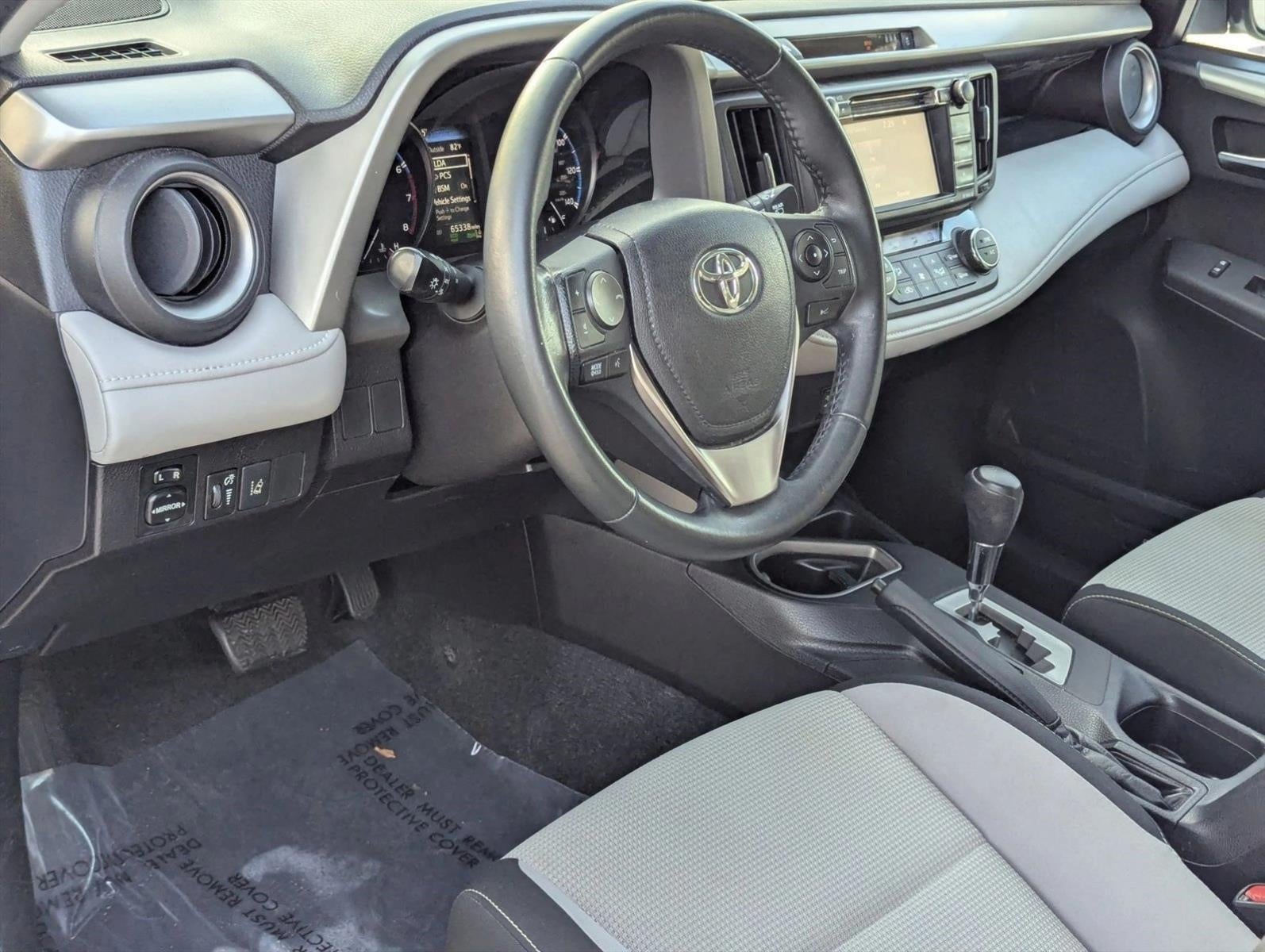 2018 Toyota RAV4 XLE FWD (GS)