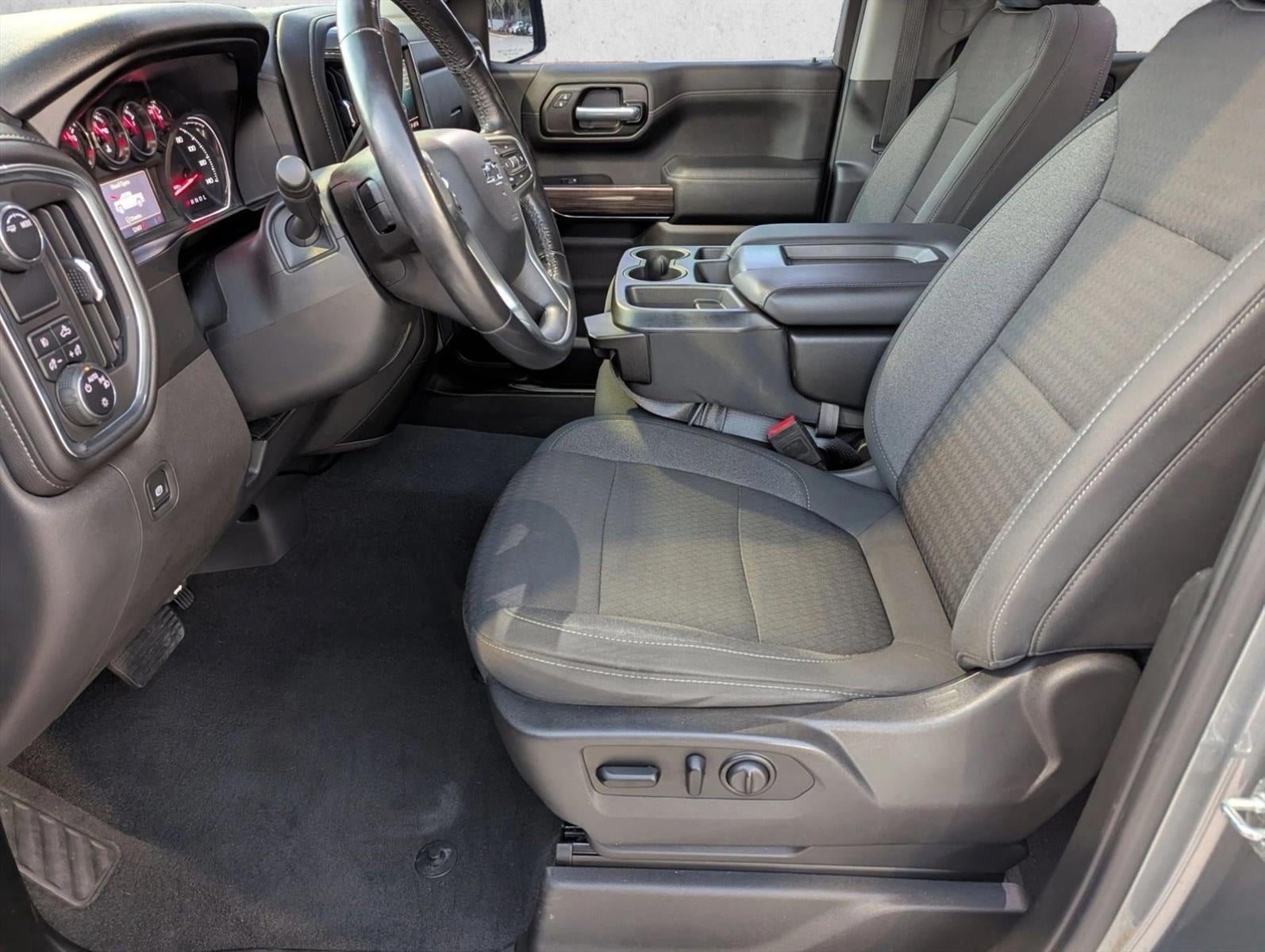 2020 Chevrolet Silverado 1500 Crew Cab Short Box 2-Wheel Drive RST