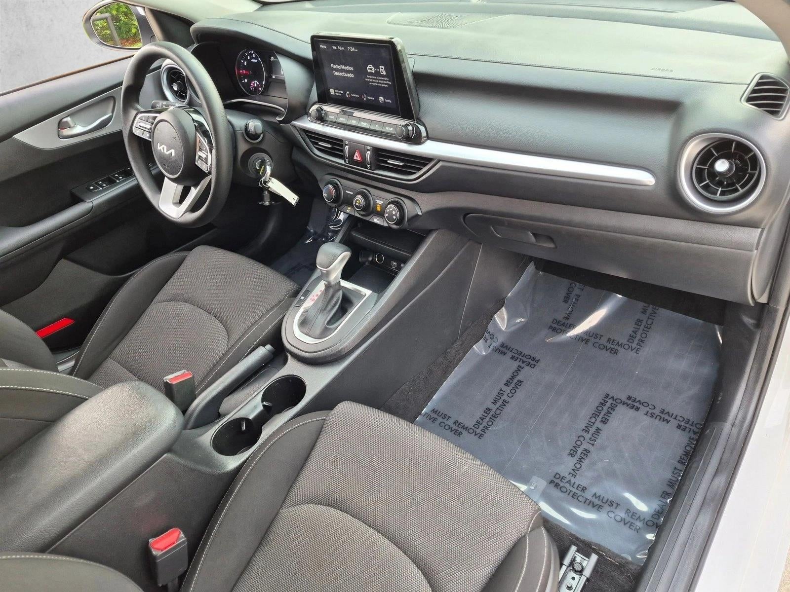 2023 Kia Forte LXS IVT