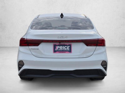 2023 Kia Forte LXS IVT