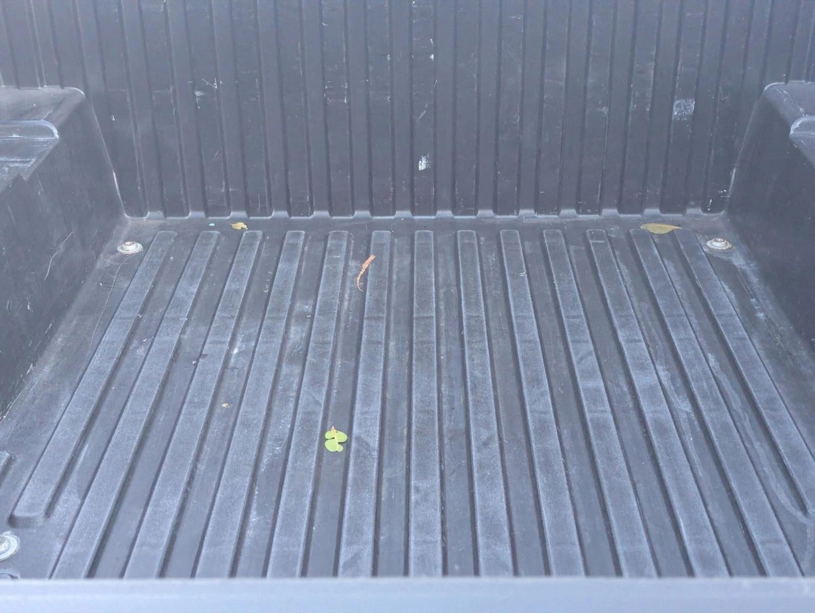 2021 Toyota Tacoma 2WD 2WD SR5 Double Cab 5' Bed V6 AT (GS)