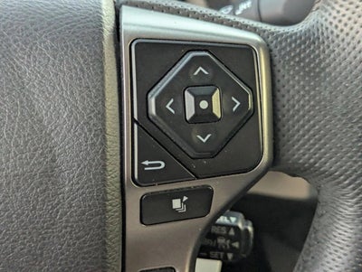 2022 Toyota Tacoma 2WD 2WD SR5 Double Cab 5' Bed V6 AT (GS)