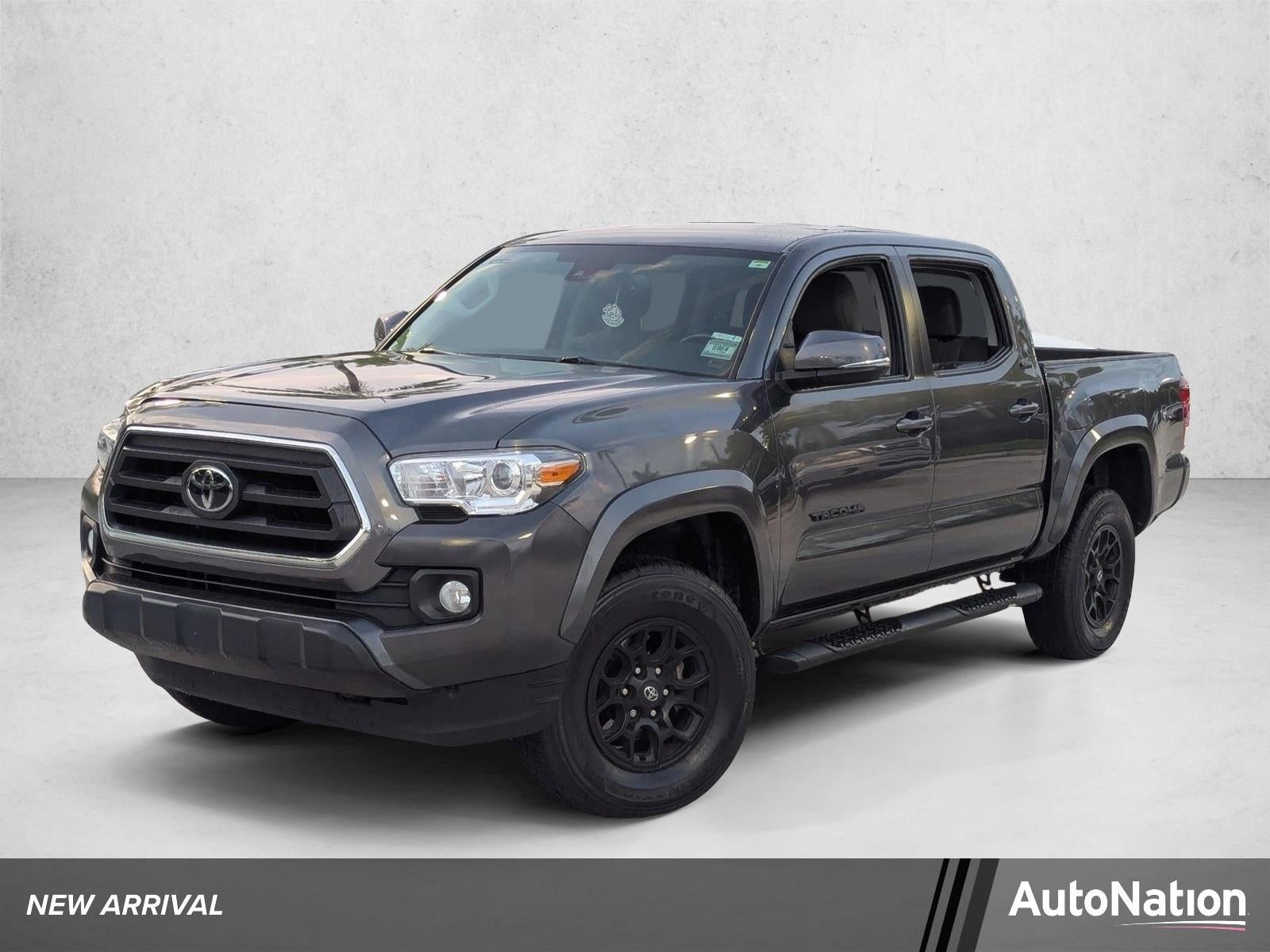 2022 Toyota Tacoma 2WD 2WD SR5 Double Cab 5' Bed V6 AT (GS)