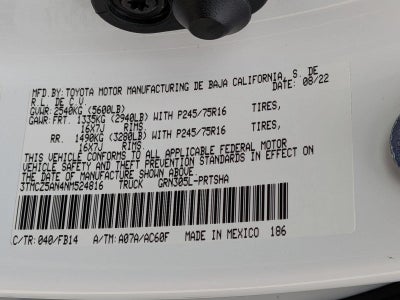 2022 Toyota Tacoma 4WD 4WD SR Double Cab 5' Bed V6 AT (Natl)