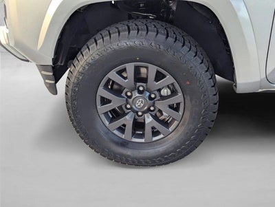 2023 Toyota Tacoma 4WD 4WD SR5 Double Cab 5' Bed V6 AT (GS)