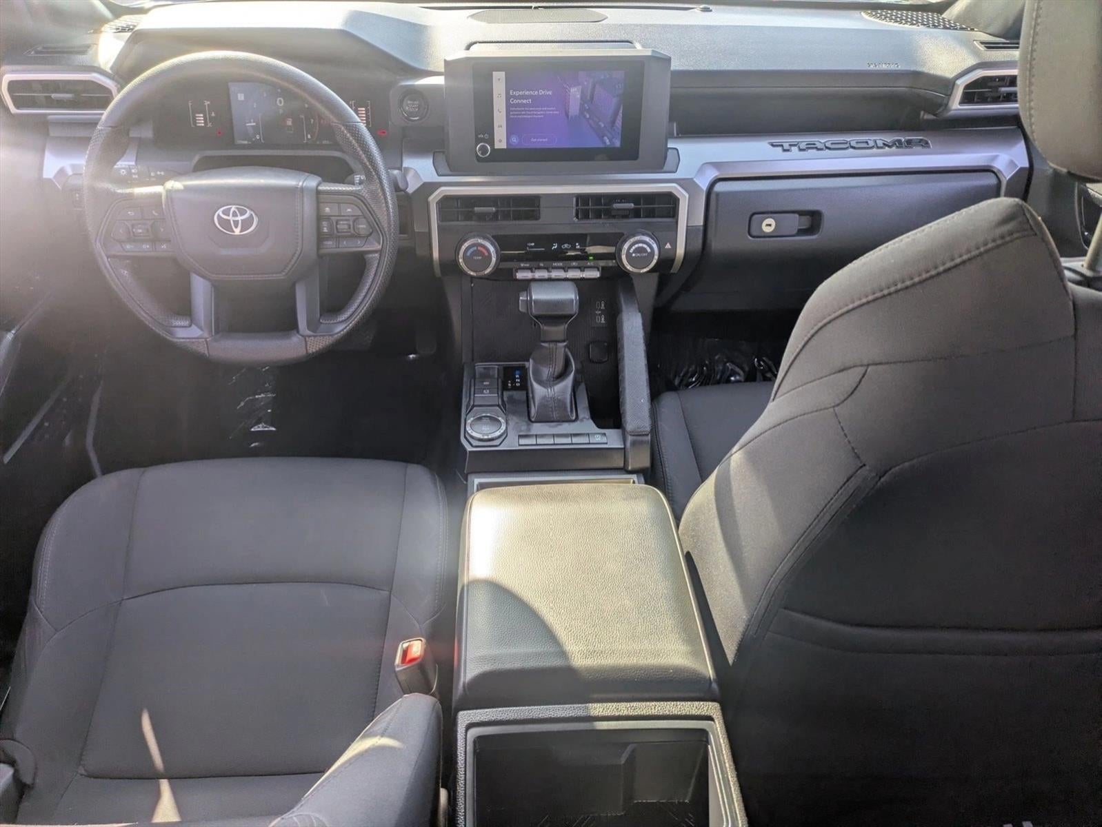 2025 Toyota Tacoma 2WD 2WD SR5 Double Cab 5' Bed AT (SE)