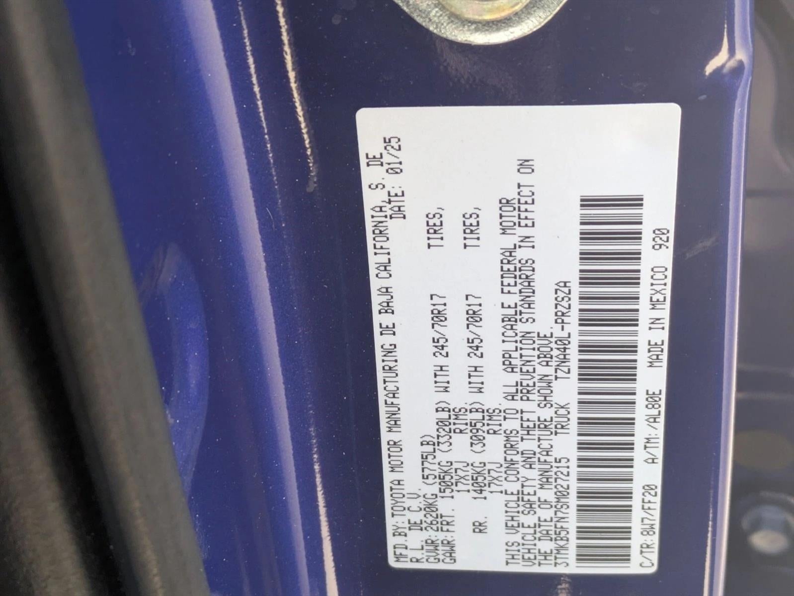 2025 Toyota Tacoma 2WD 2WD SR5 Double Cab 5' Bed AT (SE)