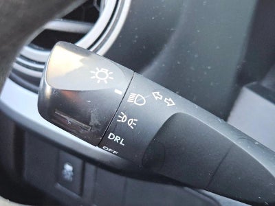 2022 Toyota Tacoma 2WD 2WD SR Double Cab 5' Bed I4 AT (GS)
