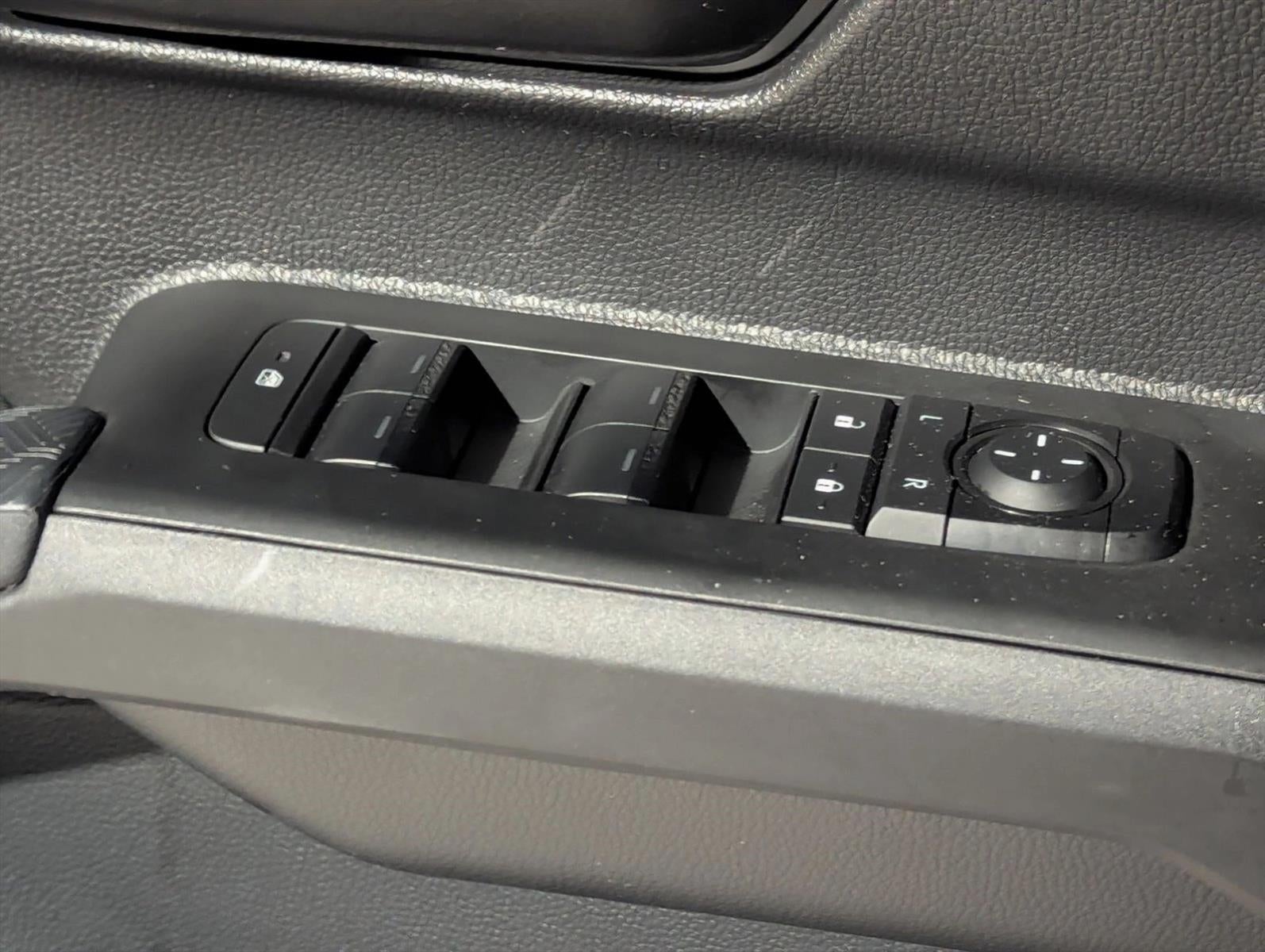 2024 Toyota Tacoma 4WD 4WD SR5 Double Cab 5' Bed AT (GS)