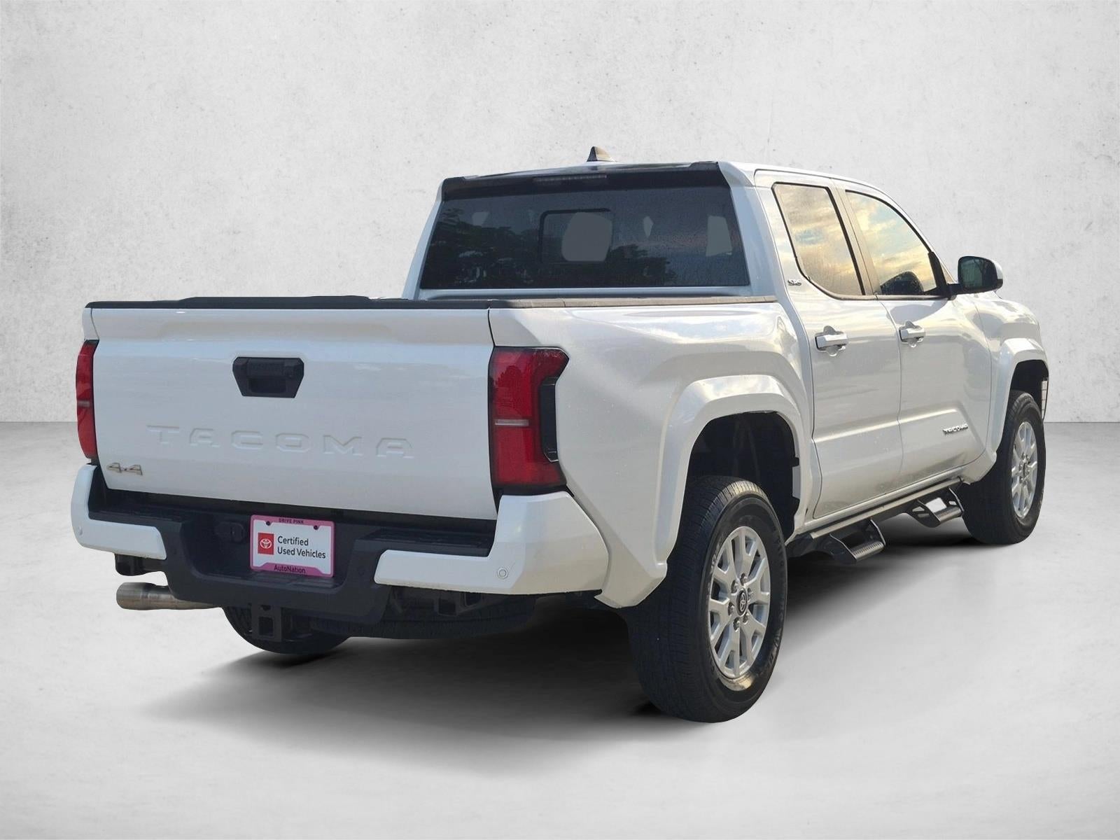 2024 Toyota Tacoma 4WD 4WD SR5 Double Cab 5' Bed AT (Natl)