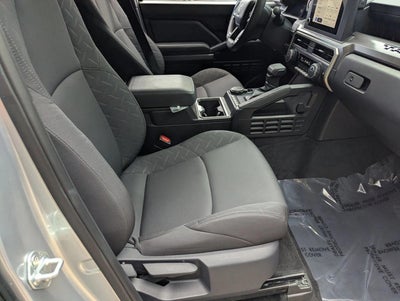 2024 Toyota Tacoma 4WD 4WD SR5 Double Cab 5' Bed AT (Natl)
