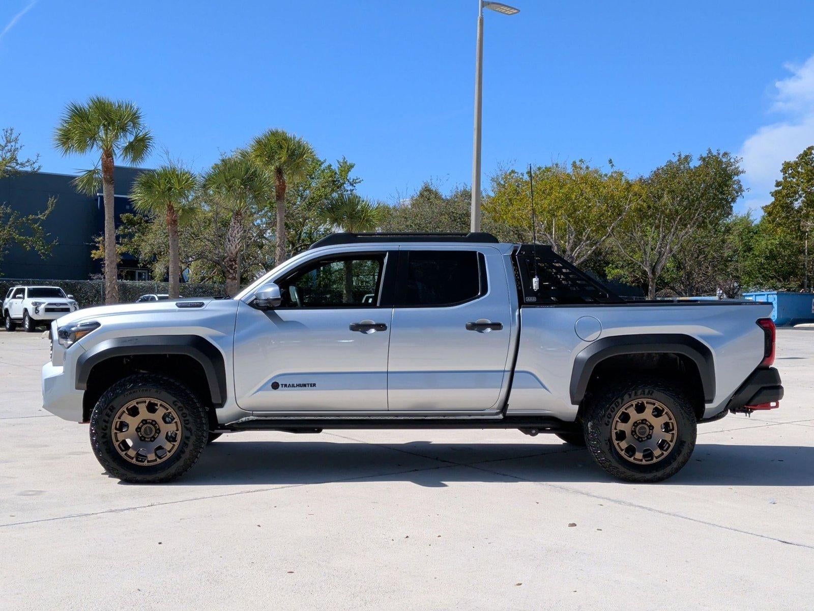 2025 Toyota Tacoma 4WD 4WD Trailhunter Hybrid Double Cab 6' Bed AT (Natl)
