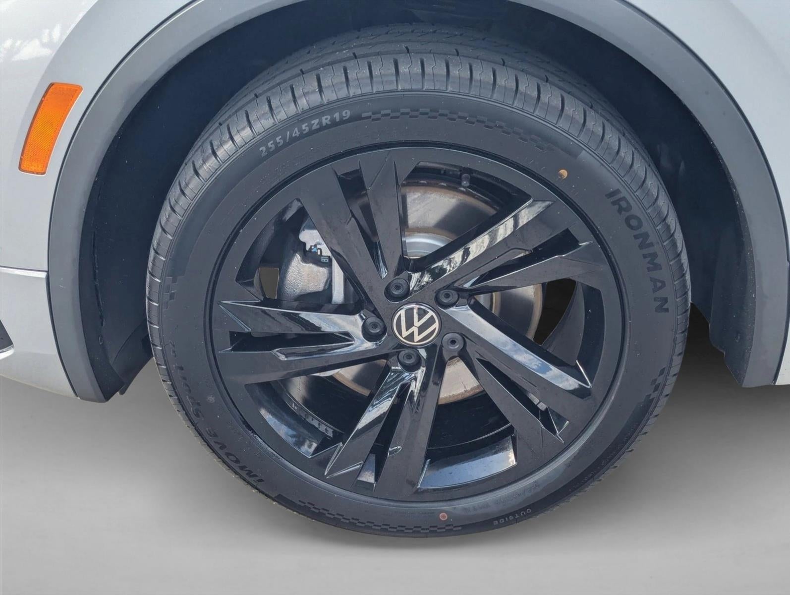 2024 Volkswagen Tiguan 2.0T SE R-Line Black FWD