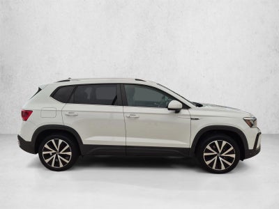 2022 Volkswagen Taos SE FWD